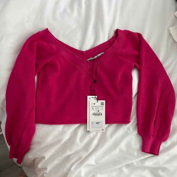 BNWT Zara off shoulder pink sweater size large fits like a medium - Picture 1 of 3